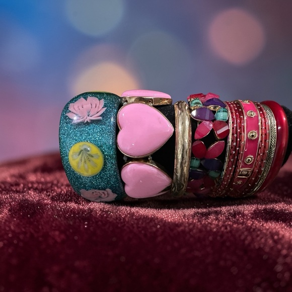 Signature Faith Jewelry - Vintage Boho BangleBracelet Stack-Enamel Hearts Floral Cloisonné Style Pink/Teal